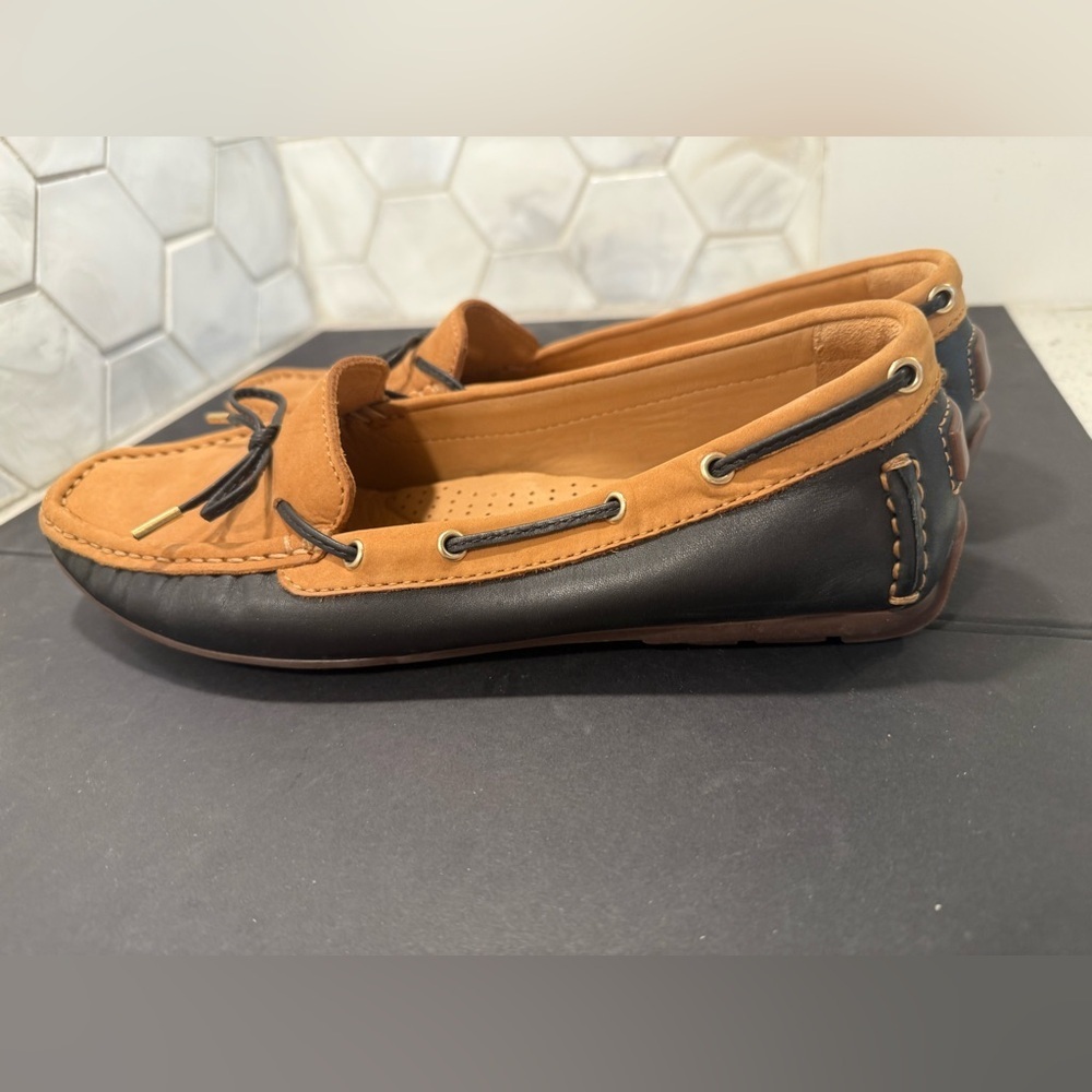 Driver Club USA Woman’s Premium Leather Loafers Nantucket Sz 9 Tan & Black Bow - Picture 8 of 12